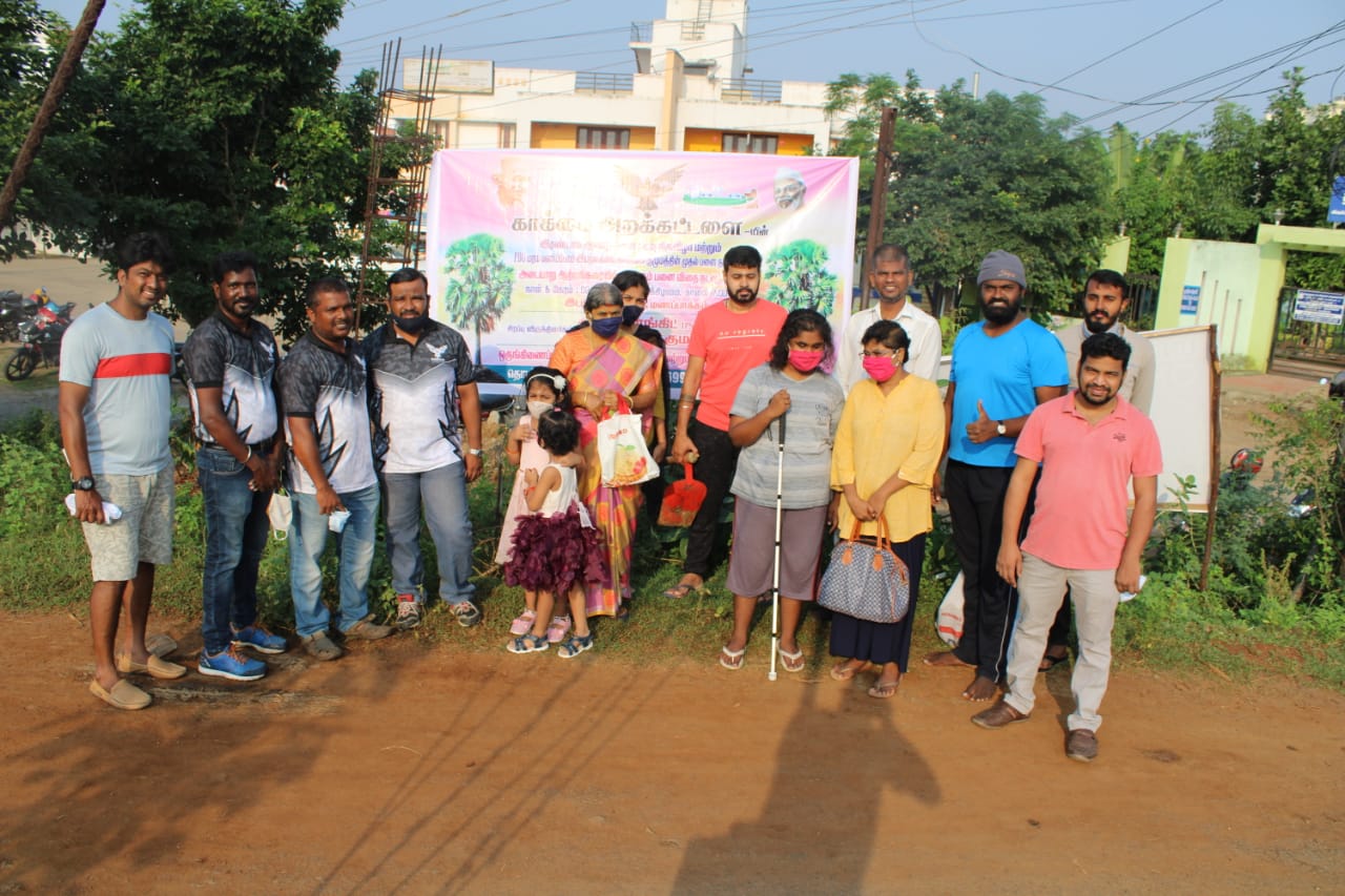 Kakkai-Charitable-trust-planting-event-Singer-Jothi-brought-energy-by-singing-during-plantation