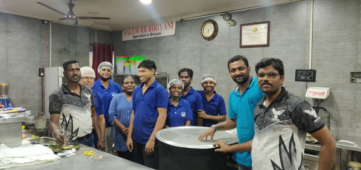 Kakkai Charitable Trust Salem RR Briyani, Velachery & Hotel Peria Thatchur